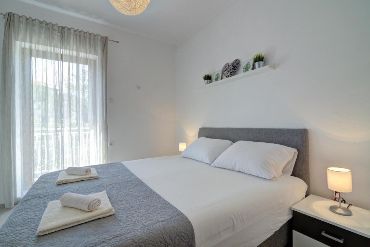 Luka Apartment